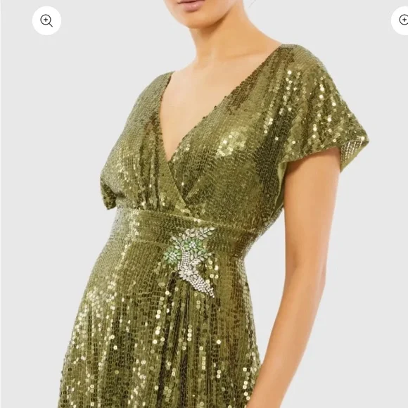 NWT Mac Duggal Sz 4 Green Sequined Butterfly Sleeve Wrap Over A Line Gown